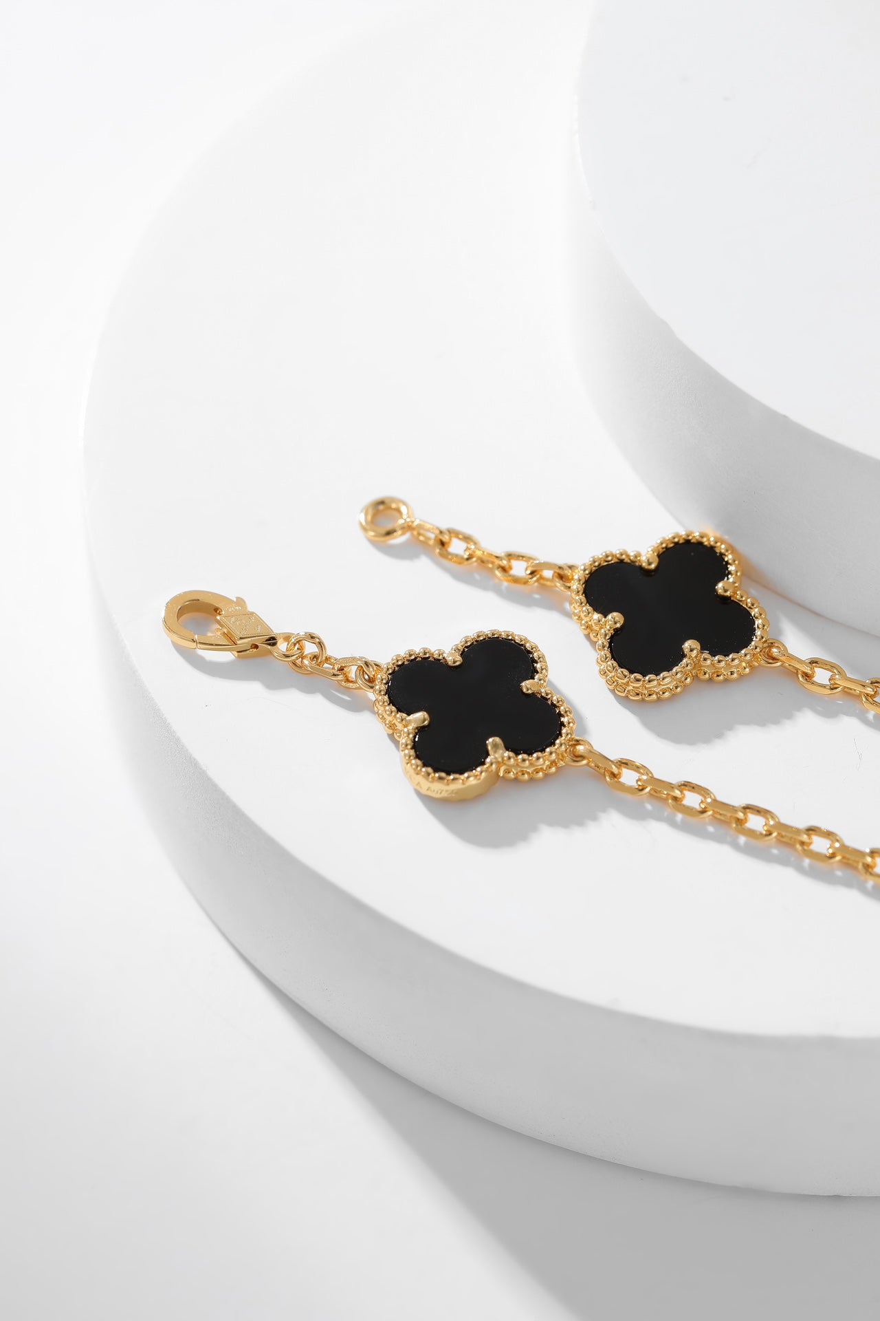 FKYB2-A four-leaf clover necklace