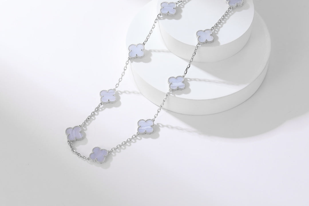 FKYB7-A four-leaf clover necklace