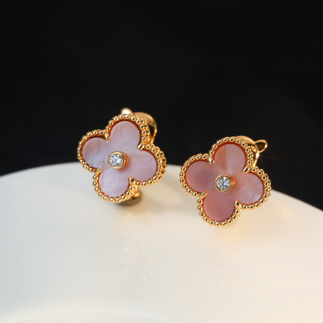 FKYB03- four-leaf clover stud earrings