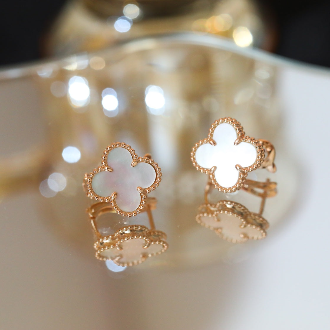 FKYB08- four-leaf clover stud earrings